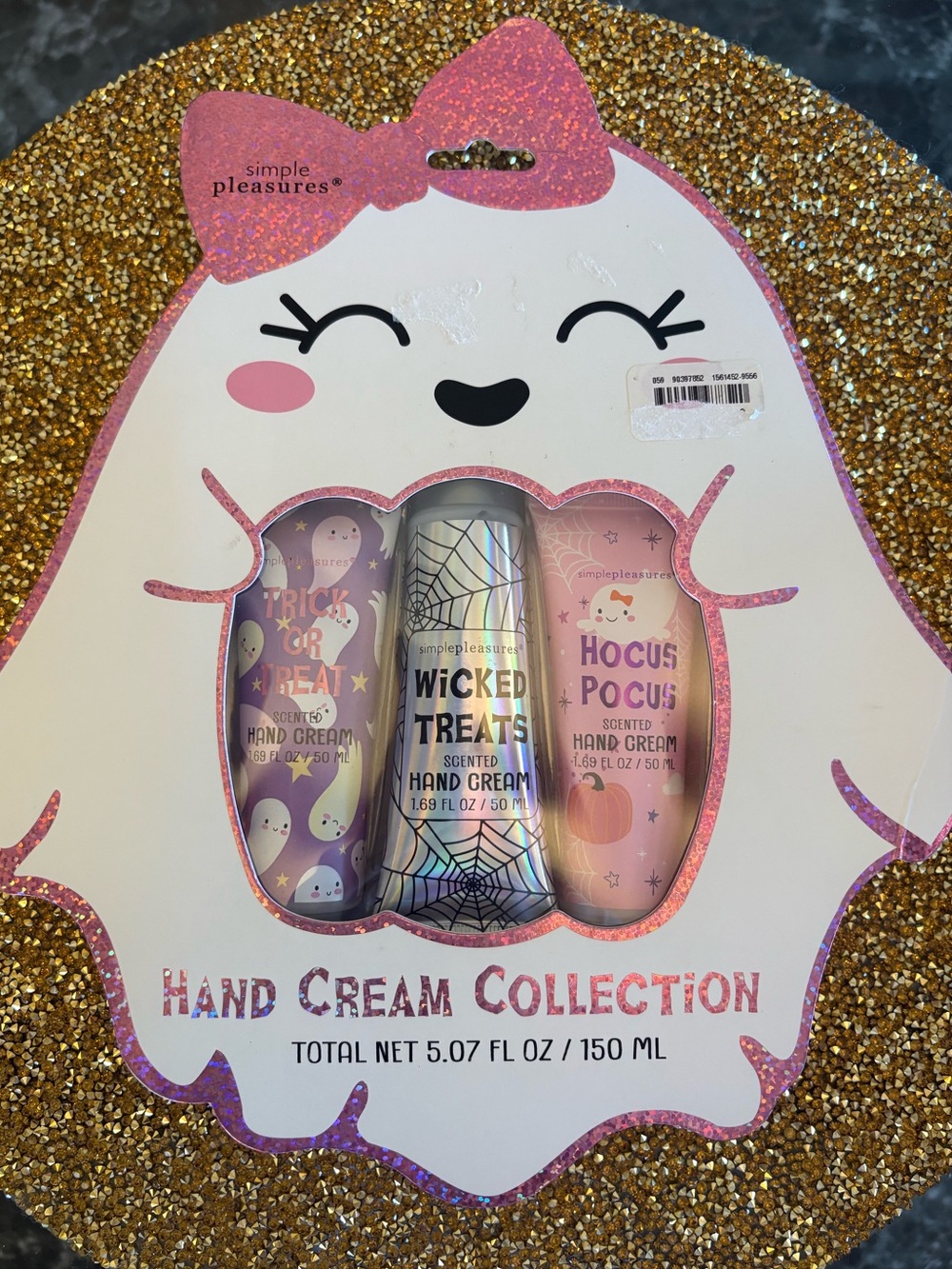 Hand cream collection NWT Pink Ghost in gift box Collection/3 Pack. 5.07 oz net - Picture 4 of 4